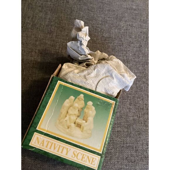 World Bazaars Jade Collection Nativity Scene - Picture 5 of 5